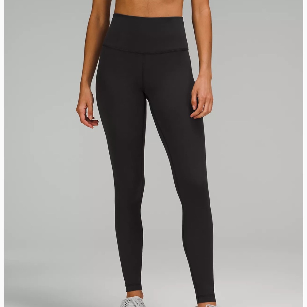 Lululemon Wunder Under 28” Black Leggings Size 8